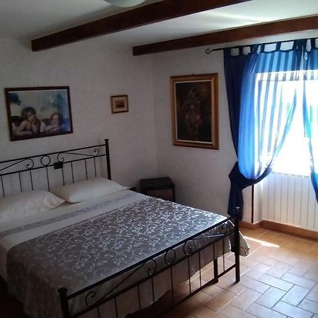 Il Borgo 38 Bed & Breakfast Scapoli Ngoại thất bức ảnh